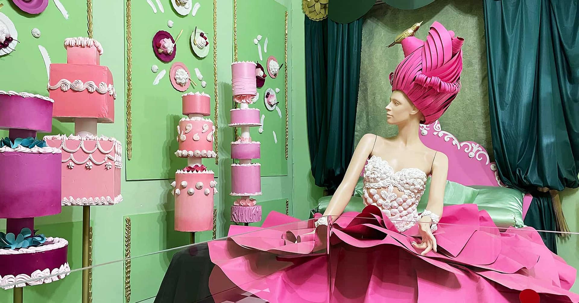 imperial-hotel-wonderland-up